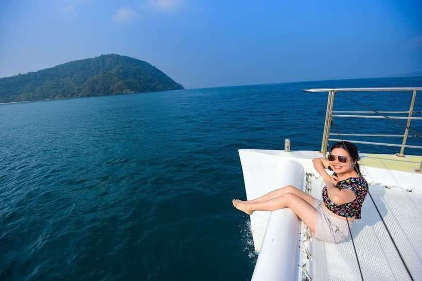 Phuket: Coral Yacht Boat Tour to Coral Island with Sunset - Promthep Cape amber sunset: the payoff, with a timing caveat