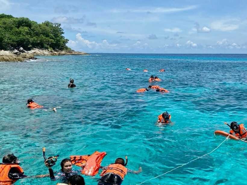 Phuket: Day Trip to Coral and Racha Island by Speedboat - Lunch and drinks, included so you do not budget mid-day