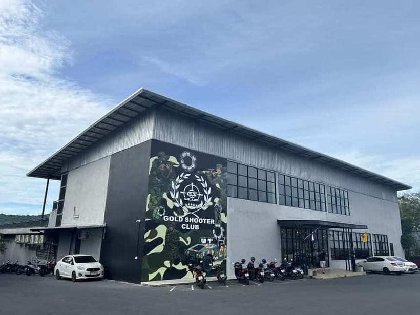 Phuket: Gold Shooting Range Experience - Entering Gold Shooter Club and getting set up in comfort