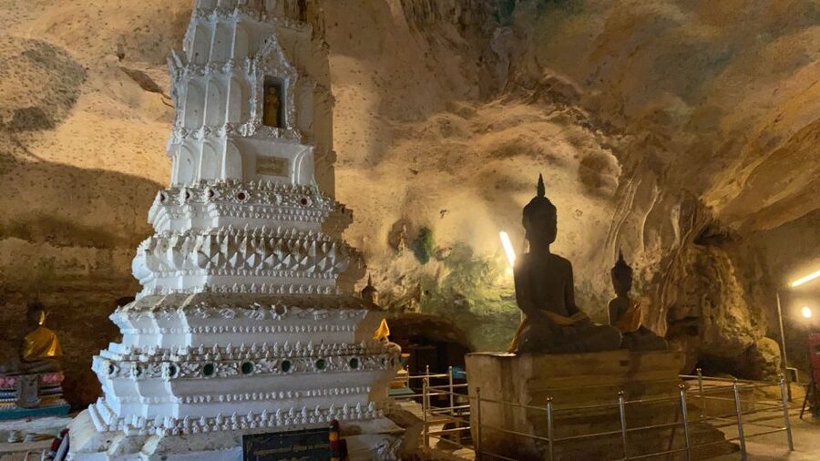 Phuket: James Bond Island by Longtail Boat Small Group Tour - Koh Panyee Floating Village Lunch: Where the Day Gets Real