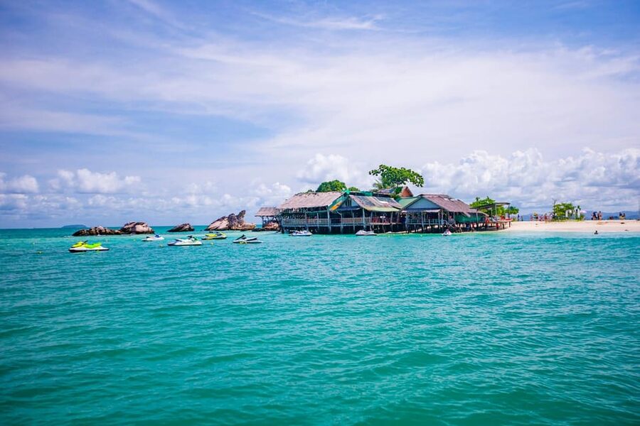 Phuket: Khai Islands Premium Speedboat Half Day Adventure - The Third Island Timing: Why You Feel the Pace
