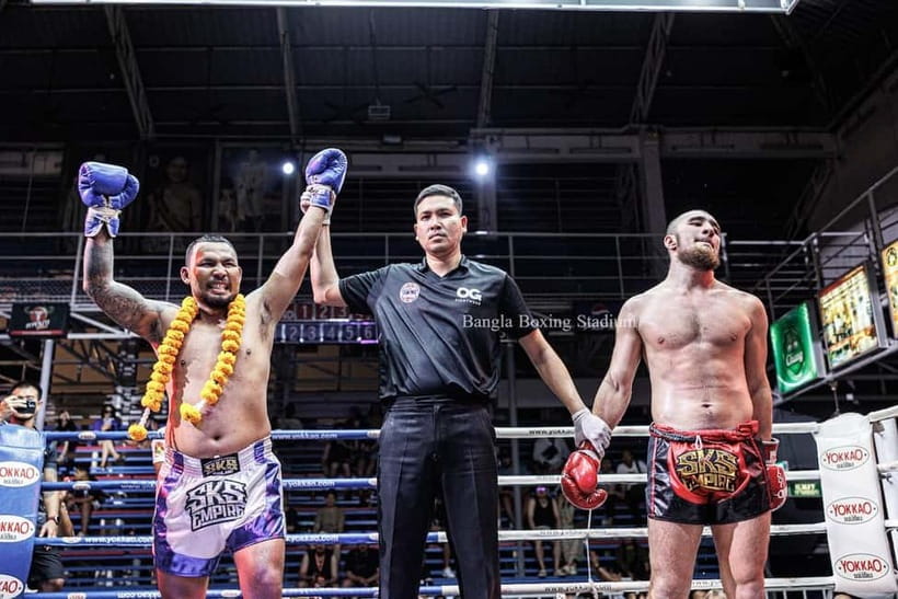Phuket: Live Muay Thai at Bangla Boxing Stadium with T-Shirt - Key points