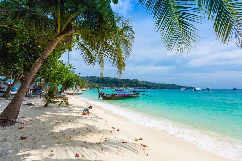 Phuket: PhiPhi, Maya Bay & Khai Island Day Tour with Lunch - Crowds, Bumpy Water, and How to Stay Comfortable