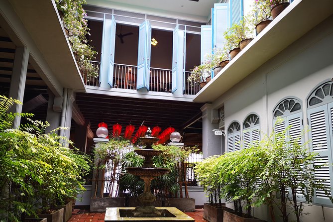 Phuket Private Local Guide Customized Sightseeing Tour (8 hrs) - What you pay for, what you still need to cover