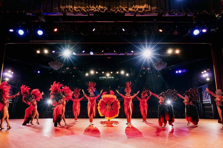 Phuket: Simon Cabaret Show Entry Ticket - Why This Theater Style Works in Phuket
