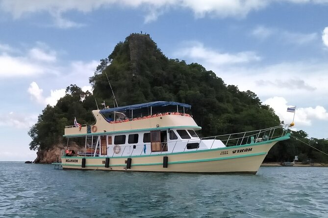 Phuket Sunset Big Boat Trip To Phang Nga Bay & James Bond Island - Canoeing sea caves and secret lagoons, the part you feel in your bones