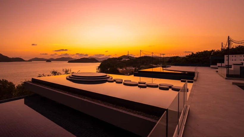 Phuket: Tu Bar Rooftop at Sri Panwa F&B Packages - How the evening flows on a rooftop bar night