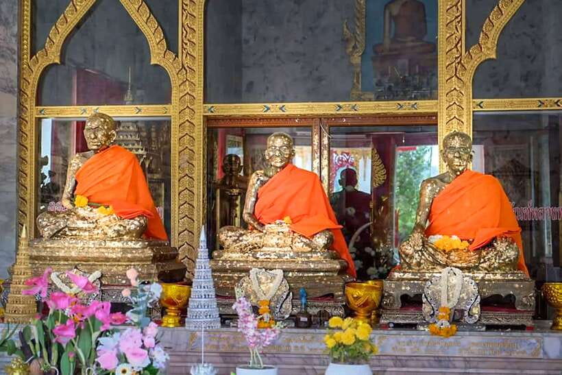 Phuket: Wat Chalong, Viewpoint, and Old Town Guided Tour - Wat Chalong: Phuket’s biggest temple visit, with the human side of worship