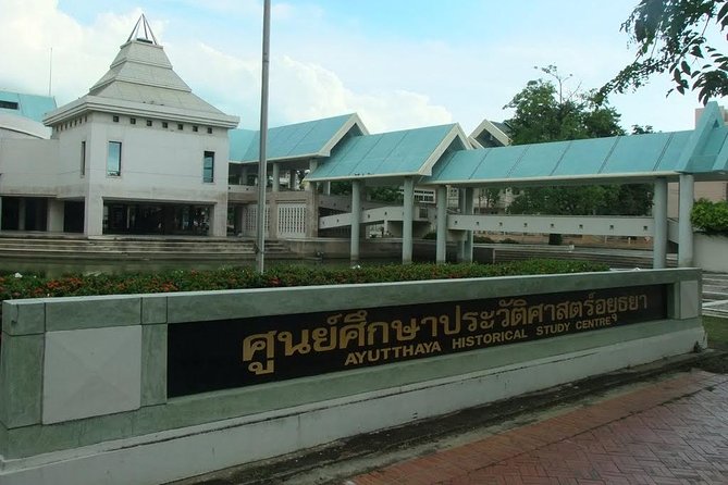 Private Ancient city of Ayutthaya Shore Excursion - Wat Yai Chai Mang Khon: a strong, short stop with big meaning