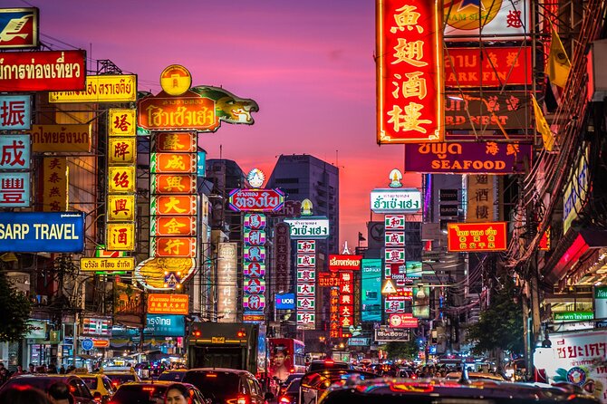 Private Bangkok Night Tour by Tuk Tuk with Dinner - Chinatown Bangkok and Yaowarat Road: street energy after sundown