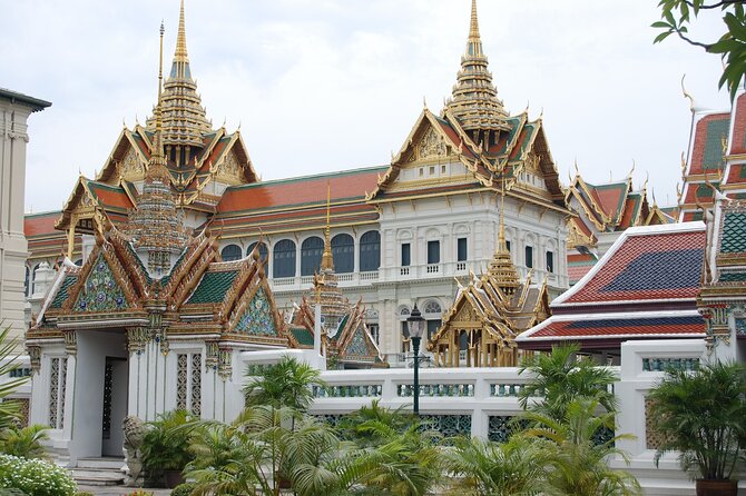 Private Best of Bangkok Full Day Highlights City Tour - Wat Arun on the river: timing, views, and the boat ride budget