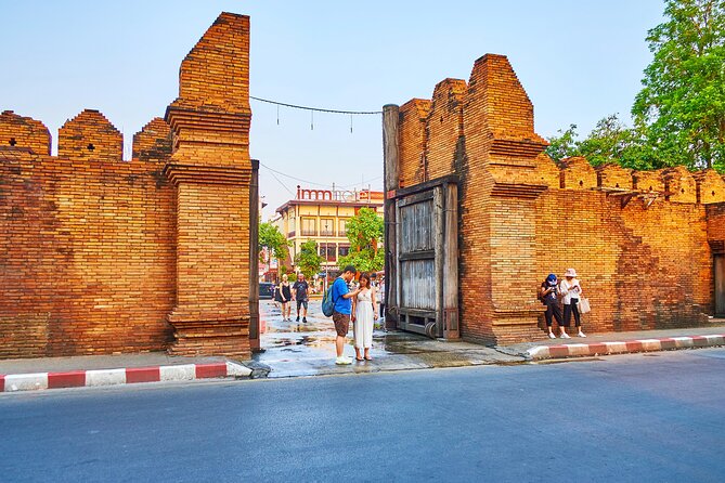 Private Chiang Mai Old City Half Day Tuk Tuk Tour - Wat Sri Suphan, the Silver Temple, and afternoon light
