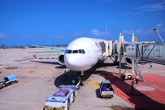 Private Departure Transfer from Phuket Hotel to Phuket Airport - Who should book this private departure transfer