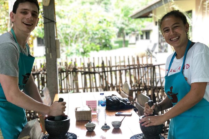 Private Dinner Cooking Class with Benny in Chiang Mai - From Curry Paste to Soup: The Steps That Teach Real Technique