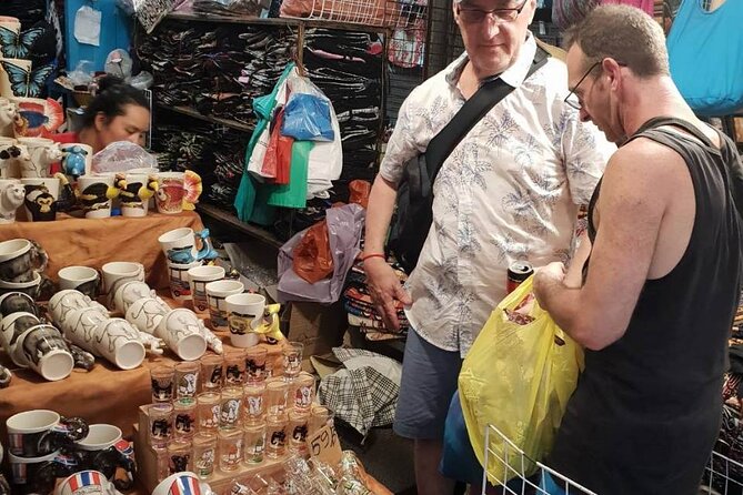 Private Exclusive Guided Chatuchak Weekend Market Shopping Tour - Drinks, Transport, and the Lunch Question You Should Confirm