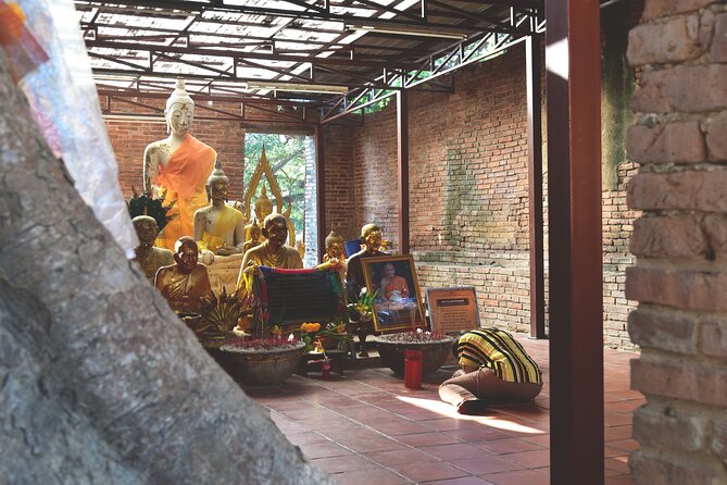 Private Excursion to Ayutthaya, World Heritage site and Ang-Thong Discovery - Wat Mahathat: Buddha’s Head in the Tree Roots
