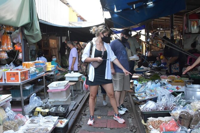 Private Excursion to Floating Market and Ayutthaya World Heritage - 7:00 vs 8:00 pickup, and why your choice matters