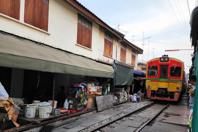 Private Floating Market and Historical Ayutthaya Sightseeing Tour - Damnoen Saduak Floating Market by boat, not just on land