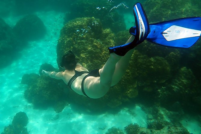 Private Full-Day Red Dragon Yacht to Angthong National Marine Park - A Teak Yacht Day Through Ang Thong, Without the Rush