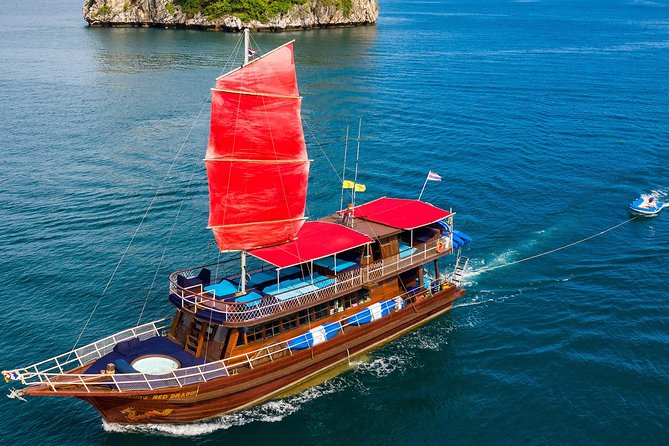 Private Full-Day Red Dragon Yacht to Angthong National Marine Park - Passing Ko Thong Thaeng, Ko Wa Noi, and the Blue Lagoon Build-Up