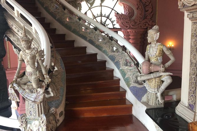 Private Guided Day Tour to Erawan Museum & Ancient City - Erawan Museum: the giant elephant and the museum’s 3-level story