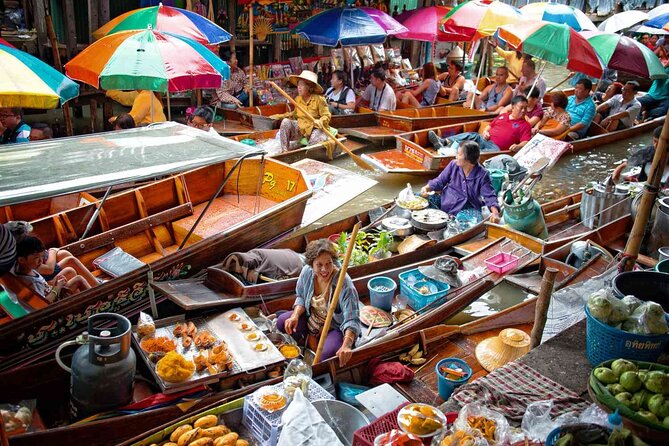 Private Guided Tour to Train Market and Damnoensaduak Floating Market - Comfort, what to bring, and how to handle the sensory side