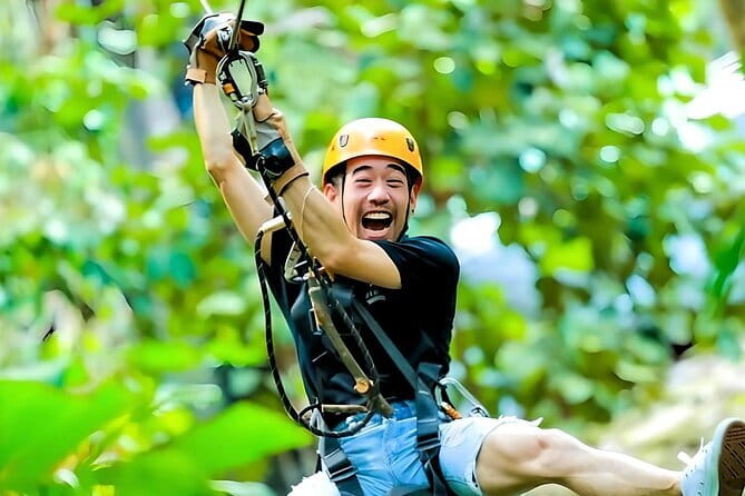 Private Jungle 4x4 Safari Tour - Full Day Discovery of Koh Samui - Hilltop Thai lunch: where the meal becomes part of the scenery
