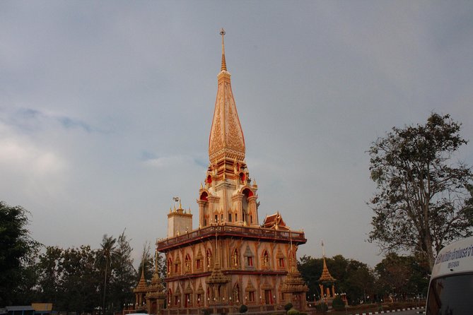 Private local city tour with english speaking driver - A Private Phuket Circuit That Fits Real Life