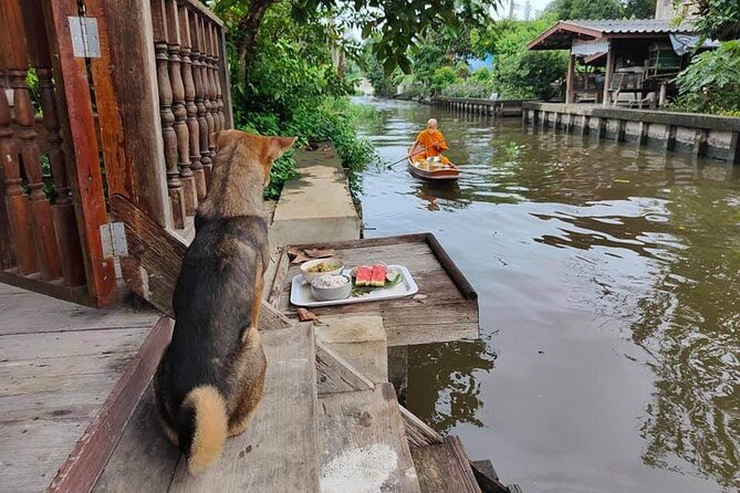 Private Mysterious Bangkok & Grand Palace, Tuk Tuk, Boat & Lunch - Grand Palace and the Temple of the Emerald: the big ticket, literally
