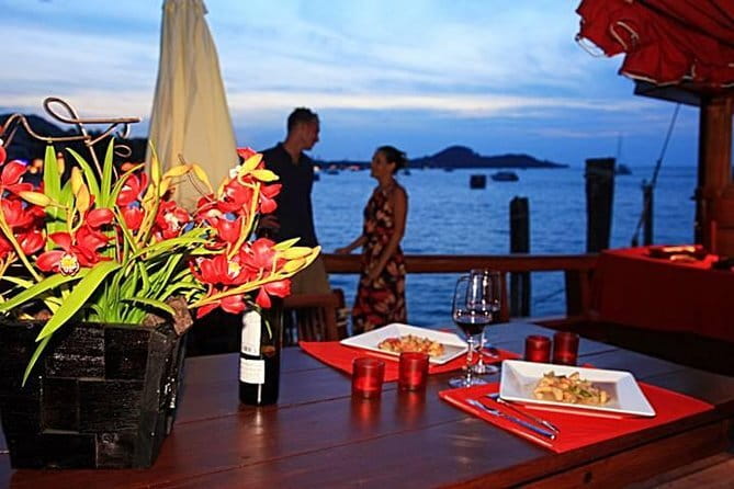 Private Photoshoot in Koh Samui for Couples & Families - Your Deliverables: All Unedited Plus 25 Edits in 3 to 5 Days