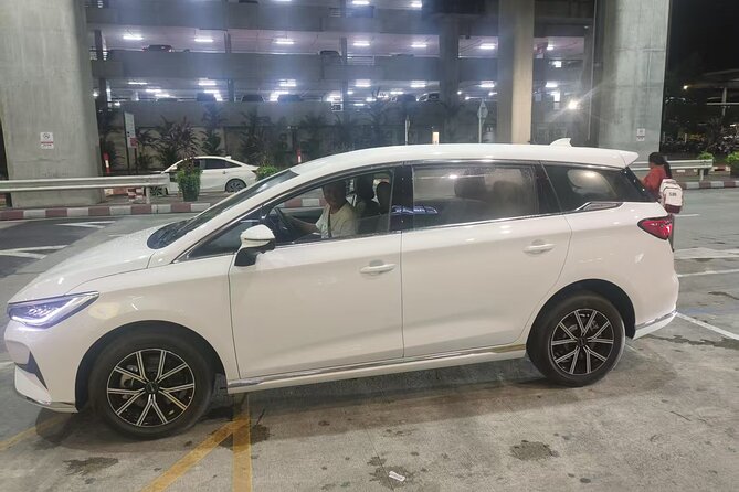 Private Phuket Airport Transfer to Hotel and Vice Versa - Phuket Airport Meeting Points, Gate 2 and Gate 1, and the 2-Hour Waiting Window