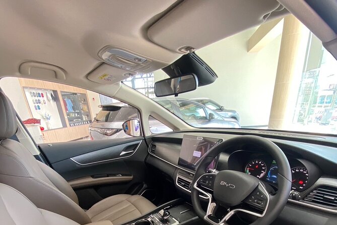 Private Phuket Airport Transfer to Hotel and Vice Versa - Ride Time Reality, Phuket Traffic, and How Drivers Handle the Clock