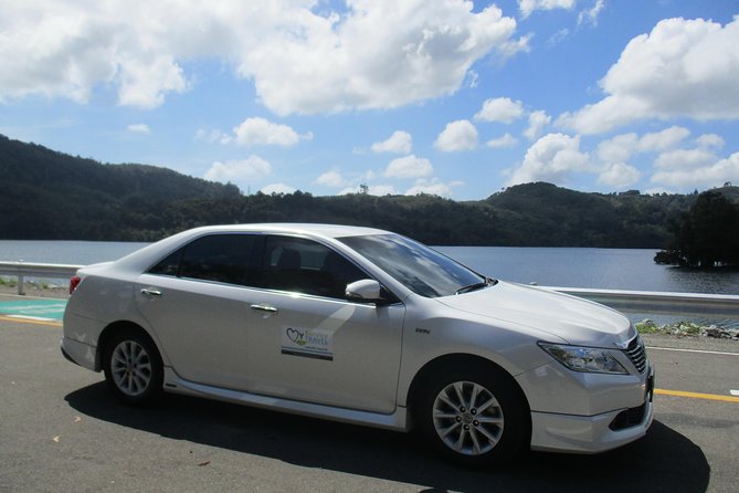 Private PHUKET Arrival Transfer - Phuket Airport to Phuket Hotels - Car vs van: what you can expect for your party size