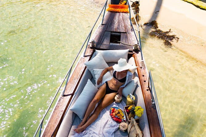 Private Pig Island & Koh Taen Luxury Longtail Tour - The Boat and Crew Comfort Details That Actually Pay Off