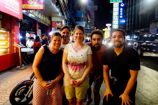 PRIVATE - STEET FOOD TOUR CHINA TOWN incl. food and drinks - Guides, pacing, and why private feels different in Chinatown