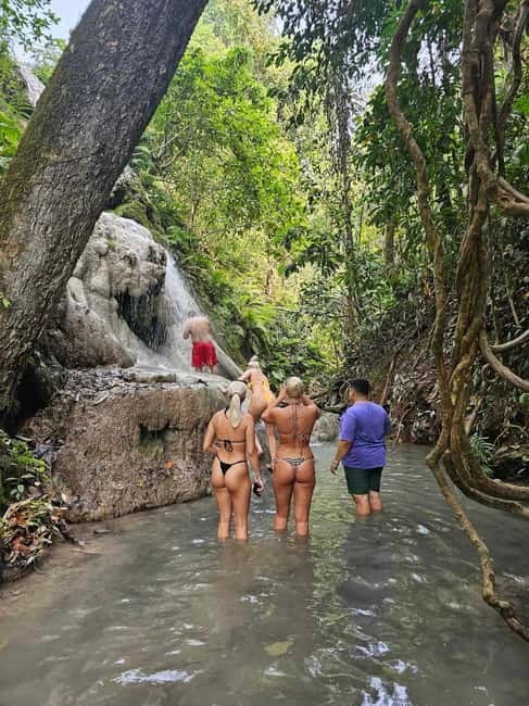 Private : Sticky Waterfall & Secret Temple & Karen Village. - Karen long neck village, what you’ll actually see and why it matters