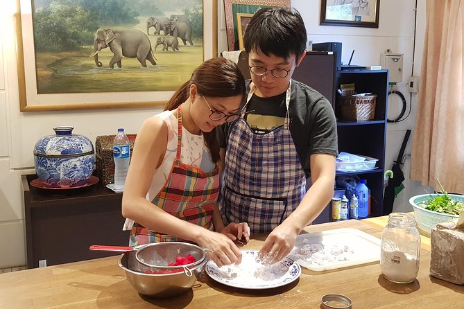 Private Thai Home Cooking Lesson (since 2004) - Picking your menu from 100+ family recipes