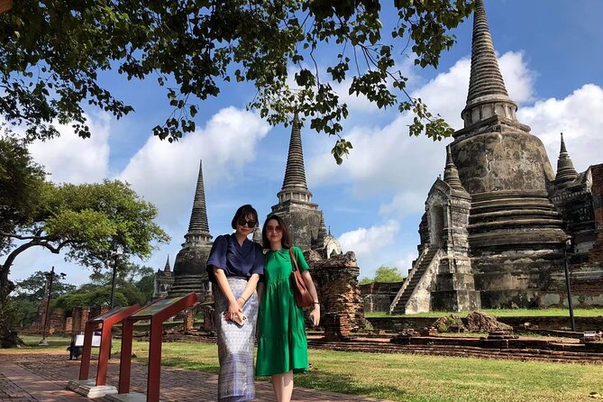 Private tour : A day in a life to visit Ayutthaya with authentic local lunch - Stop 1: Wat Phra Sri Sanphet and the Grand Palace ruins