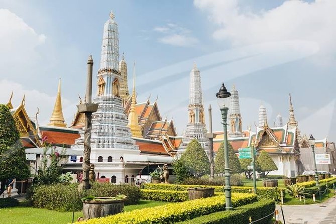 Private Tour: Bangkok's Grand Palace Complex and Wat Phra Kaew - The Finish at Gems Gallery, How to Stay in Control