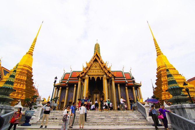 Private Tour: Best of Bangkok in A Day - Wat Phra Chetuphon (Wat Pho): the reclining Buddha and temple scale