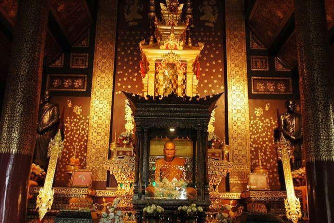 Private Tour: Chiang Mai City and Temples - Wat Suan Dok: Small Memorial Stupas and Chiang Mai Royal Remembrance