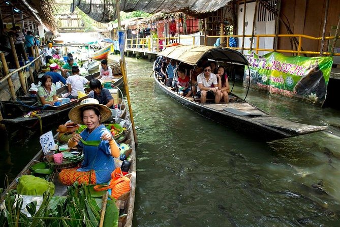 Private Tour: Damnoen Saduak Floating Market and Bangkok City Temples - Lunch, craft, and the bits that keep the day from feeling like work