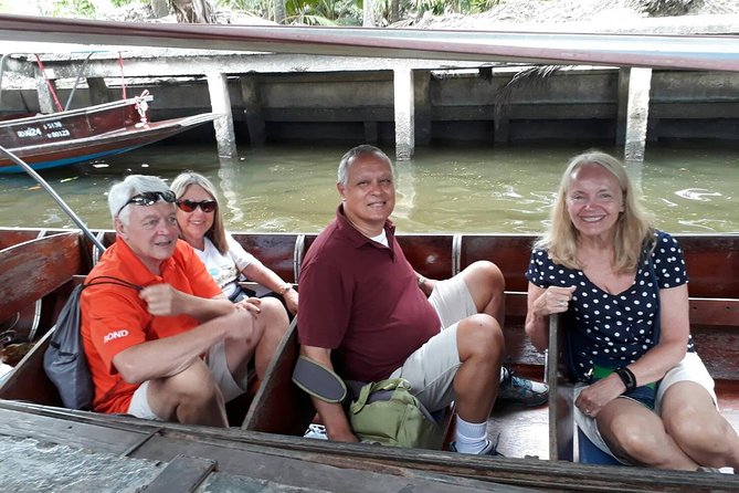 Private Tour: Floating Market and Maeklong Tour from Bangkok - Lunch on the route: fuel for temples and a full show