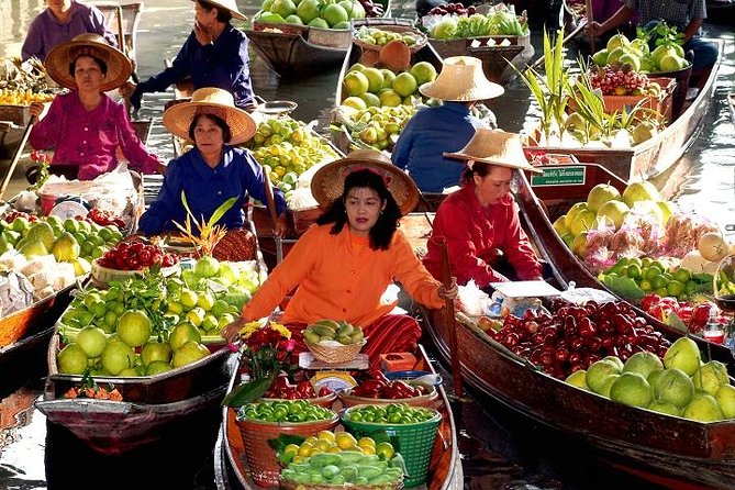 Private Tour: Floating Market and Maeklong Tour from Bangkok - Damnoen Saduak Floating Market by boat: what you will really do there
