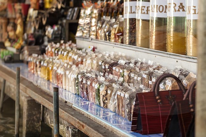 Private Tour: Floating Markets of Damnoen Saduak Cruise Day Trip from Bangkok - Salt Fields Drive-By and the Real Pace of the Day