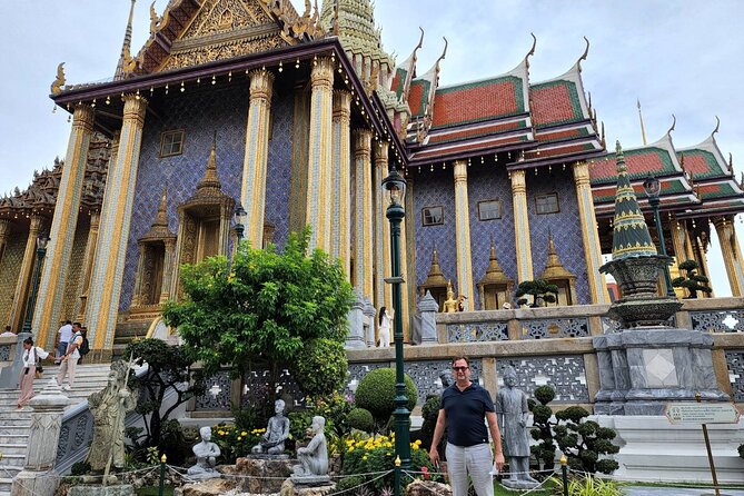 Private Tour: Temples Tour of Bangkok - Guide quality can make or break the day, so set expectations early