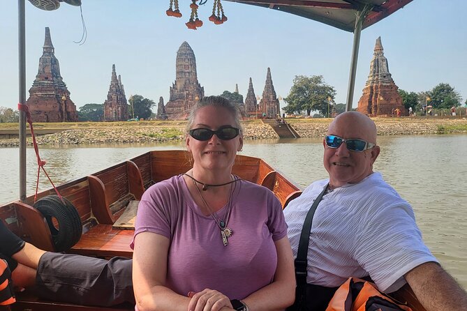 Private tour to Ayutthaya and Boat Tour Heritage Site - Wat Mahathat, the Buddha head surrounded by roots