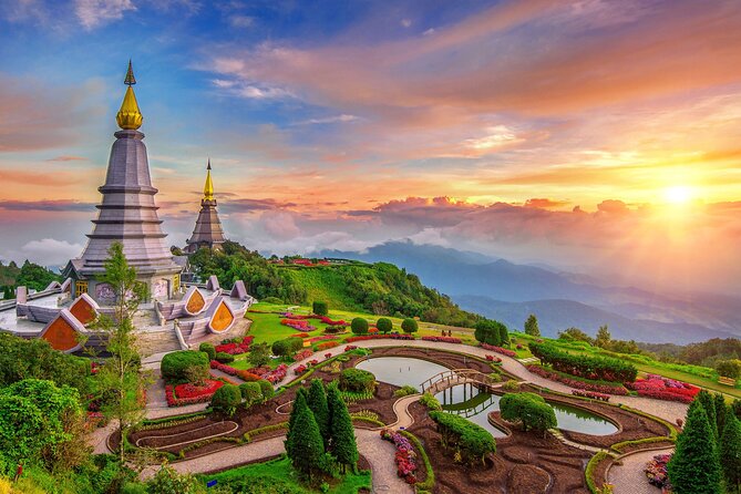 Private Tour to Doi Inthanon including Twins Pagodas and Hiking - Getting to Doi Inthanon From Chiang Mai Without Stress