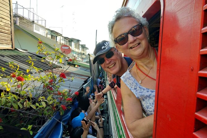 Private tour to Floating & Railway markets (multi-lang: EN ZH ES IT FR DE) - Price and what you really get for $127.49