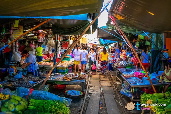 Private Tour to Railway Market and Damnoen Saduak Floating Market - What’s included, what’s not, and how to plan your money